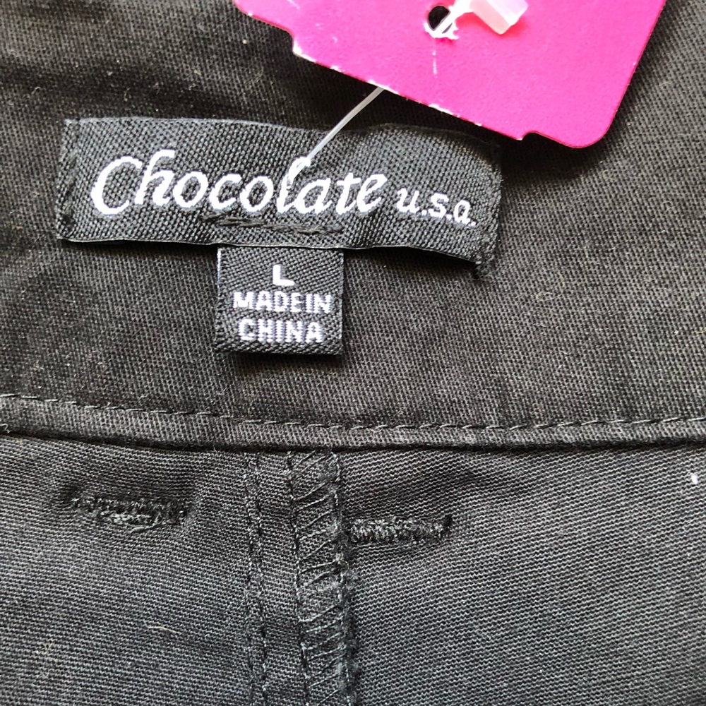 Black shorts Size Large - Picture 4 of 5